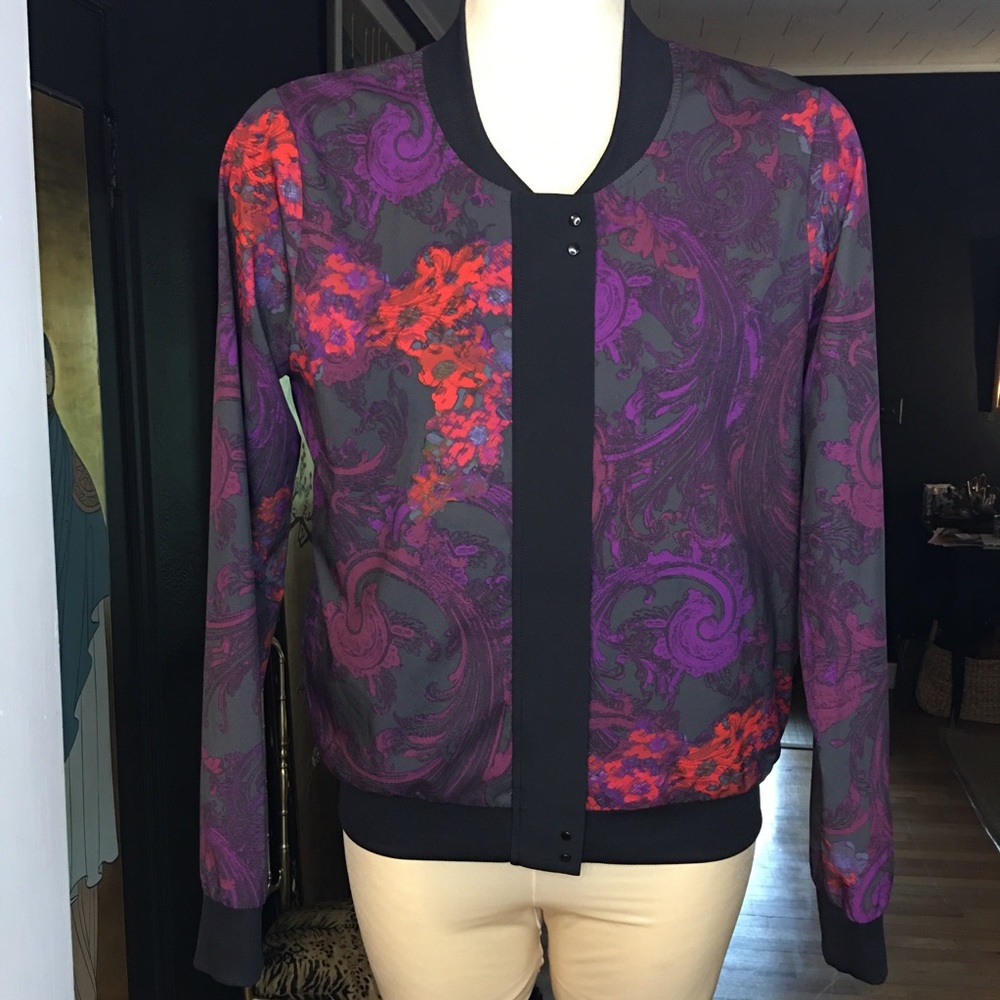 Fabletics Ithaca Jacket - Picture 4 of 8